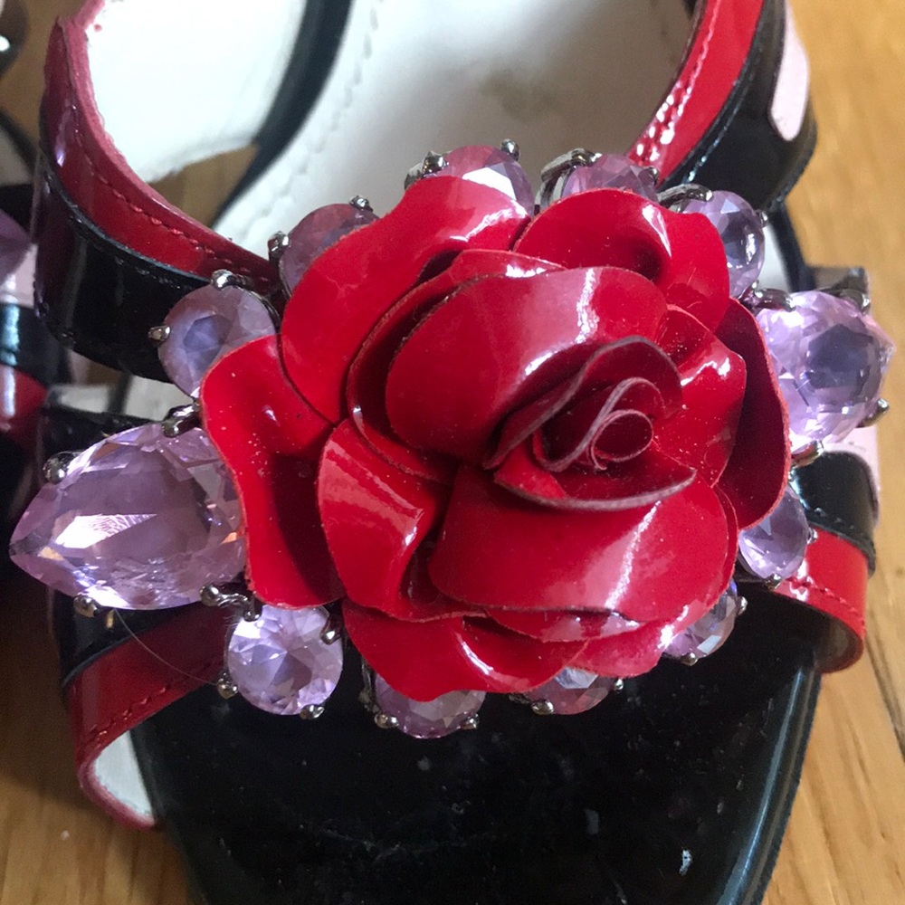 Prada Black and Red Heels with Floral Accent - Picture 8 of 8
